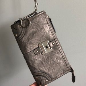 Wristlet